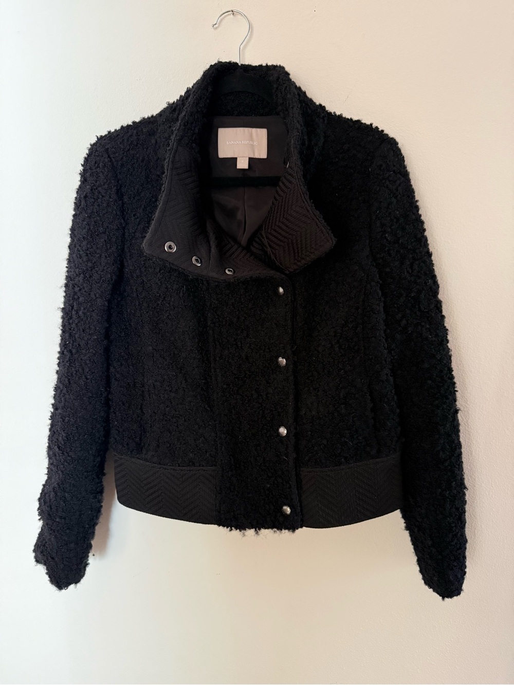 Banana Republic Black Boucle Bomber Jacket Cropped Size 8